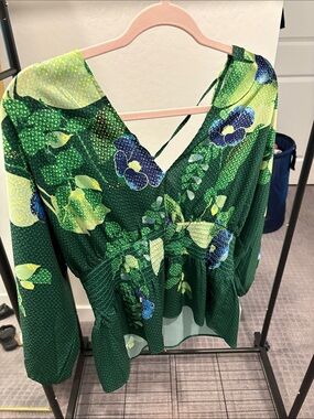 White House Black Market Floral V-Neck Blouse